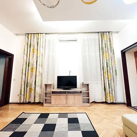Apartment Ns *